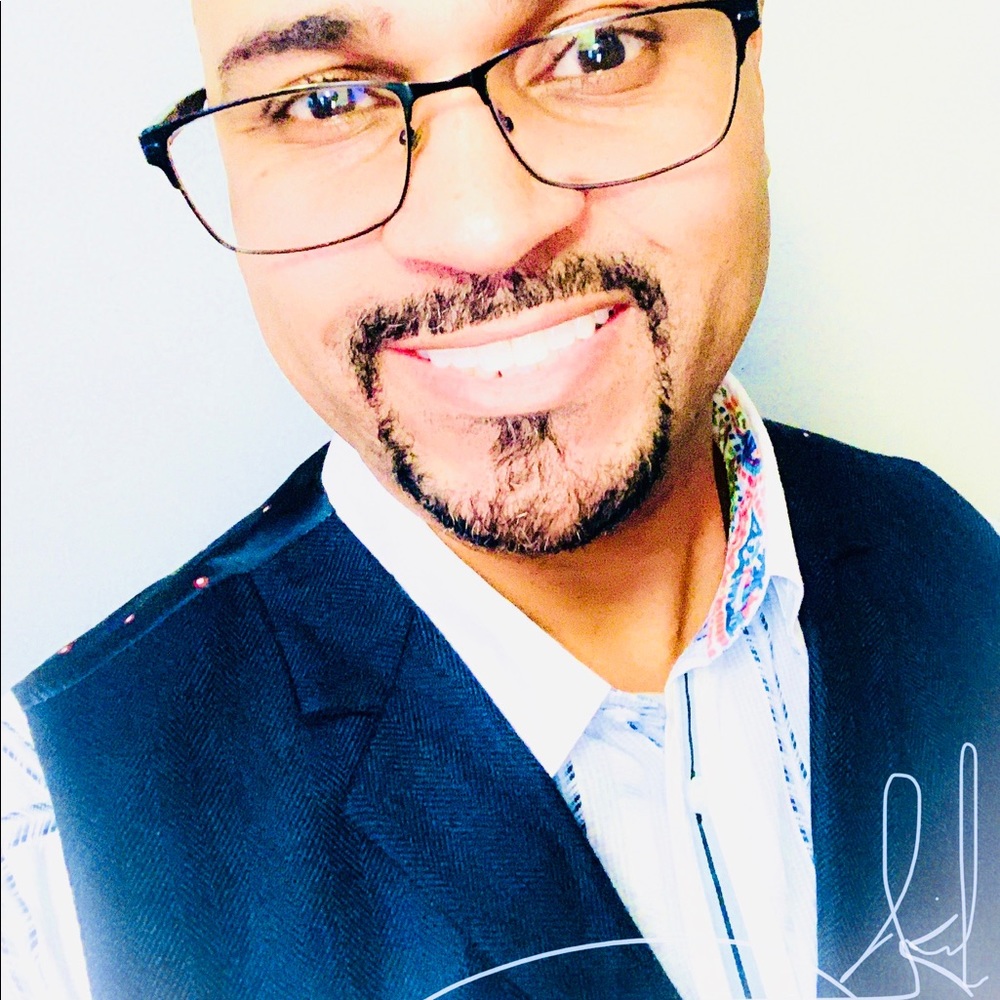 Meet your Posher, Travis